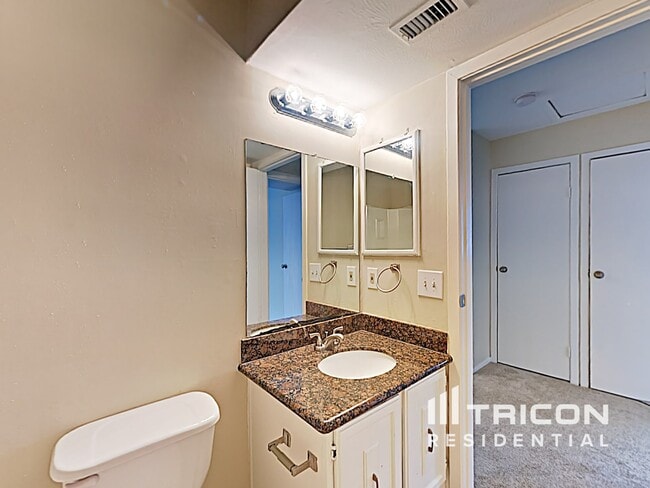 Building Photo - 16506 Quail Dale Dr