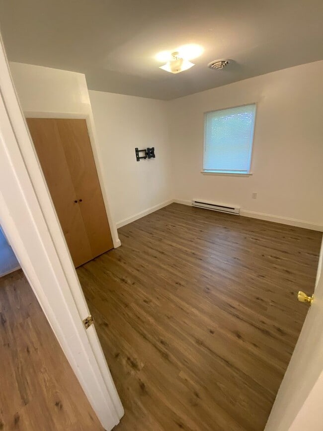 Building Photo - Charming 3BR House in Christiana