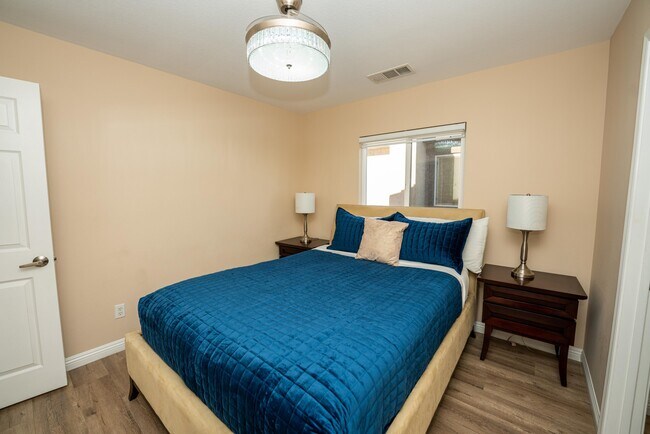 Building Photo - 43247 Fiore St