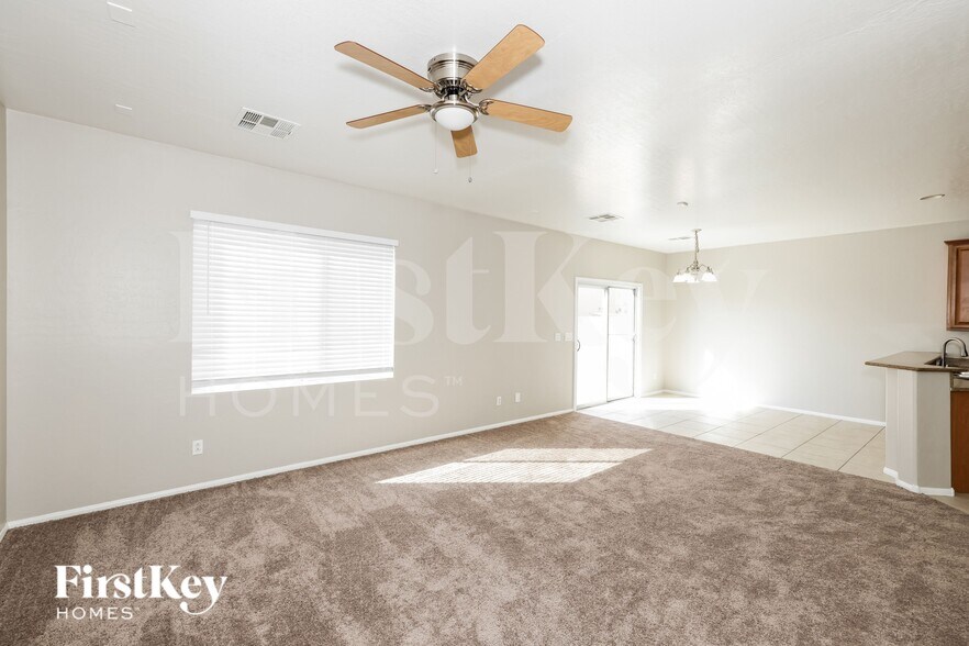 Building Photo - 1525 Beams Ave