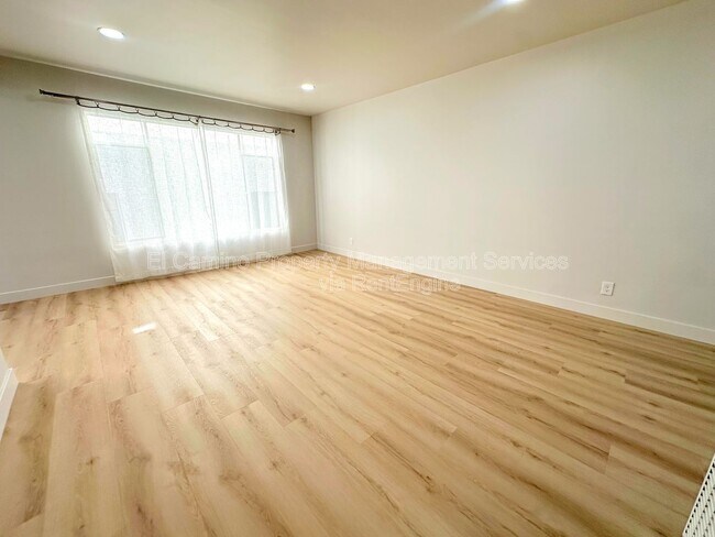 Building Photo - 1250 E Ocean Blvd