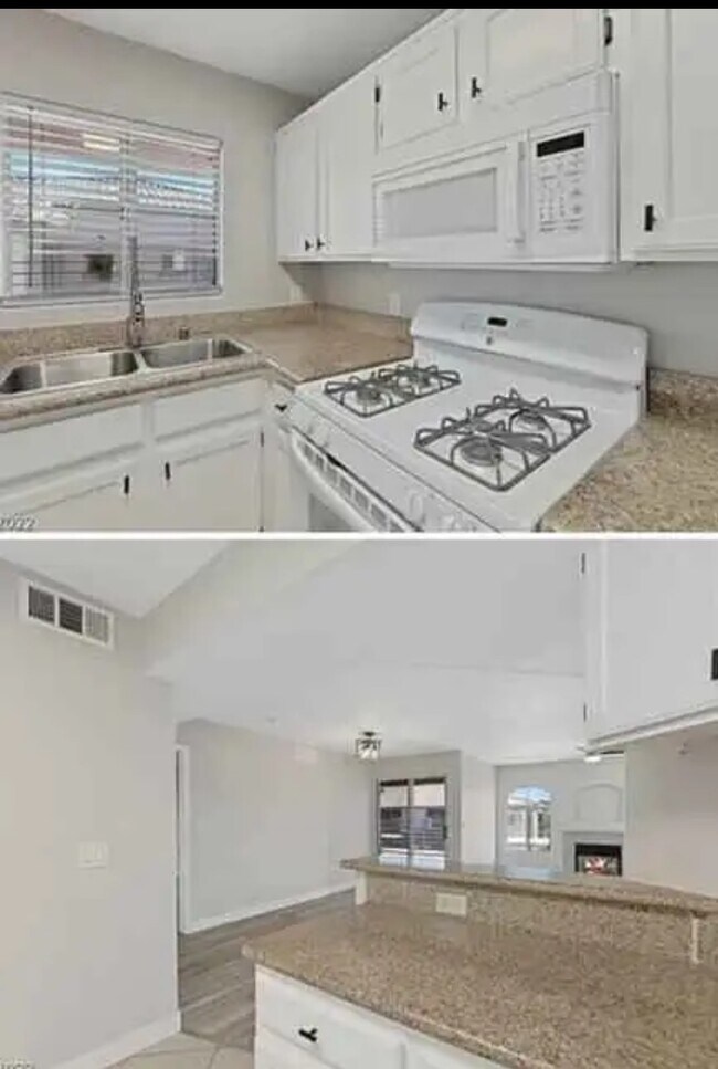 Building Photo - 4555 E Sahara Ave