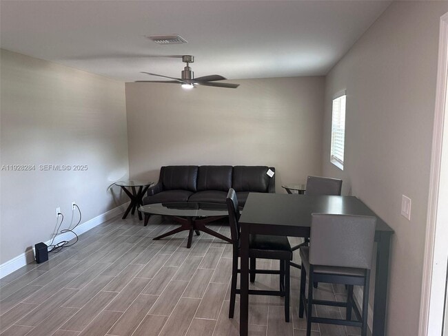 Building Photo - 2102 South St