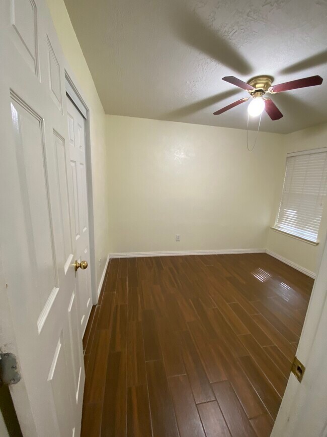 Building Photo - 2818 Orchid Tree Ln