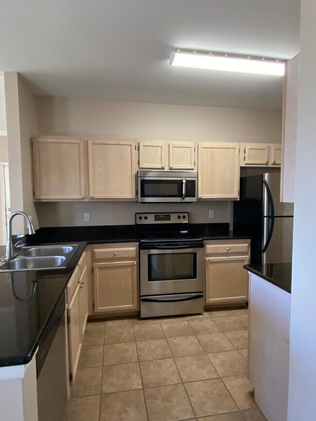 Building Photo - 7009 E Acoma Dr
