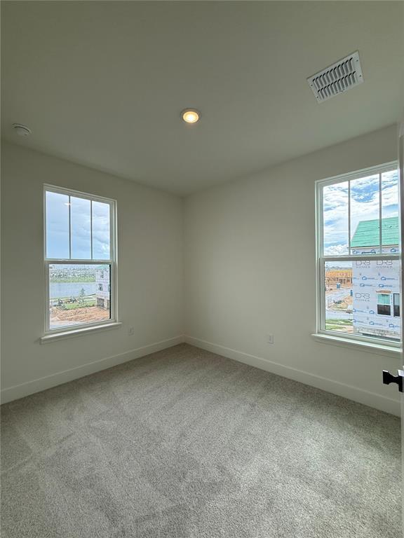 Building Photo - 15027 Groveside Rd