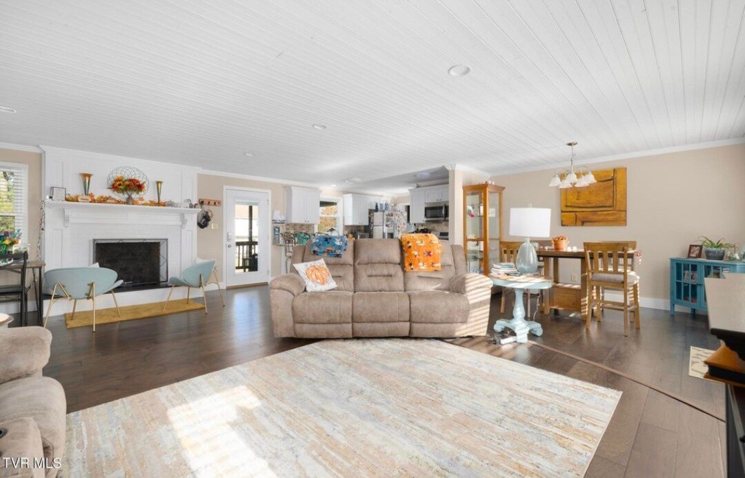 Building Photo - 2916 Newbern Dr