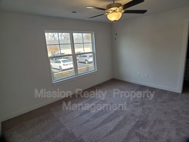 Building Photo - 4509 Josephine Ln