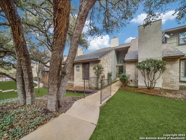 Primary Photo - 12049 Blanco Rd