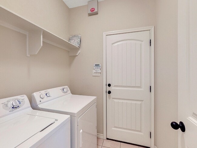 Building Photo - 4216 Candace Ct