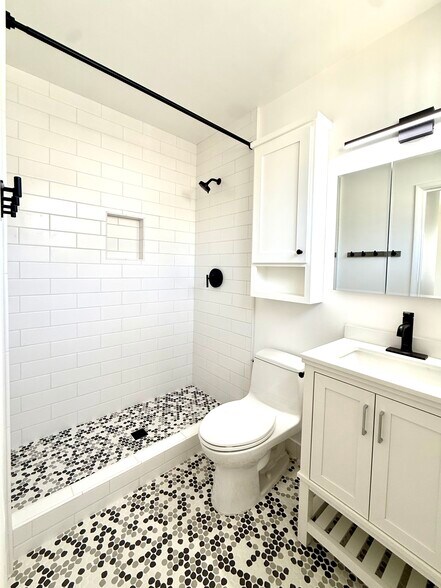 Bathroom - 701 9th St