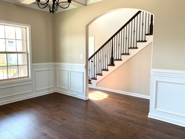 Building Photo - 2002 Jackie Lorraine Drive