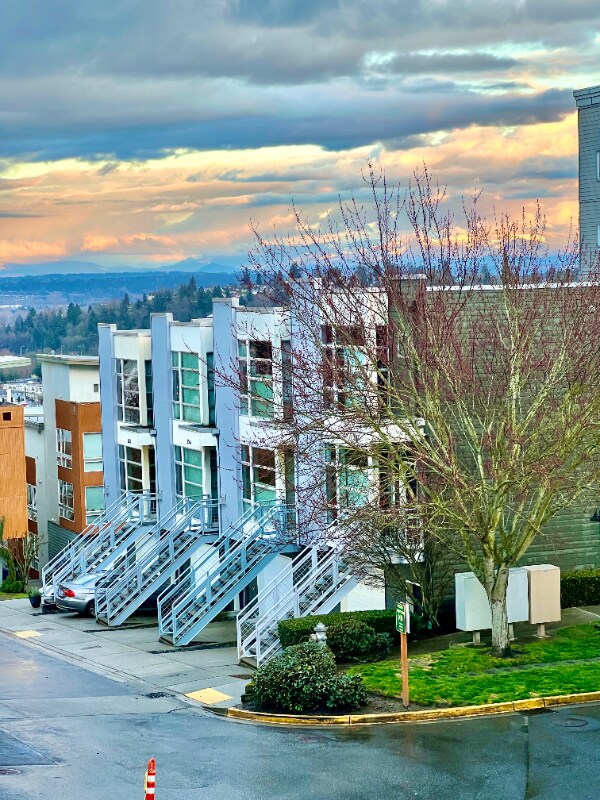 Building Photo - 2330 Yakima Ct