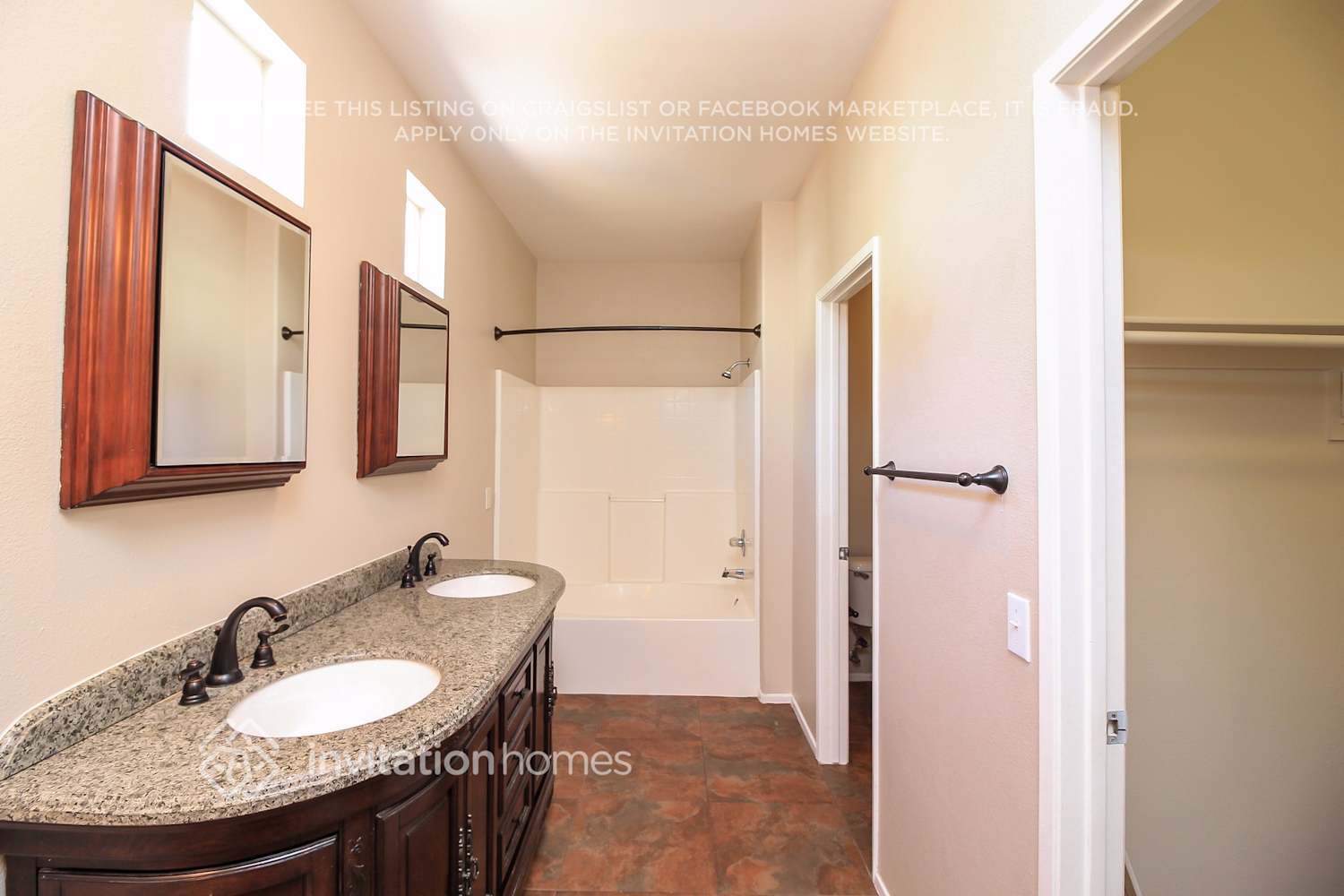 Building Photo - 575 Miracle Dr