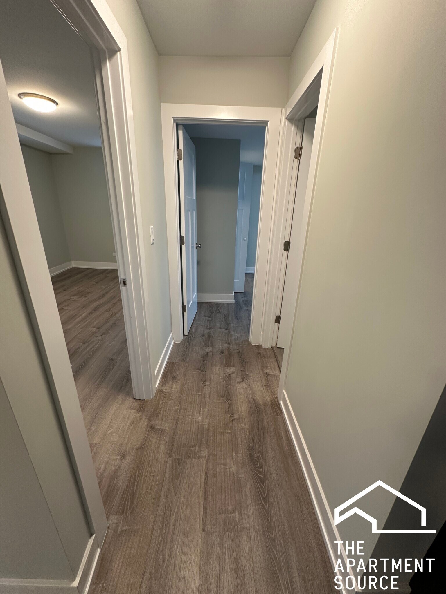 Building Photo - 918 Crain St