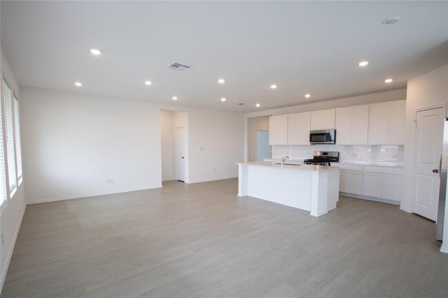 Building Photo - 209 Twilight Breeze Wy