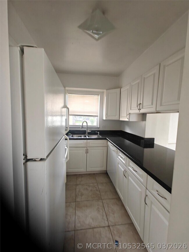 Building Photo - 2933 NW 89th Terrace