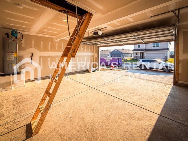 Building Photo - 4032 River Bend Rd