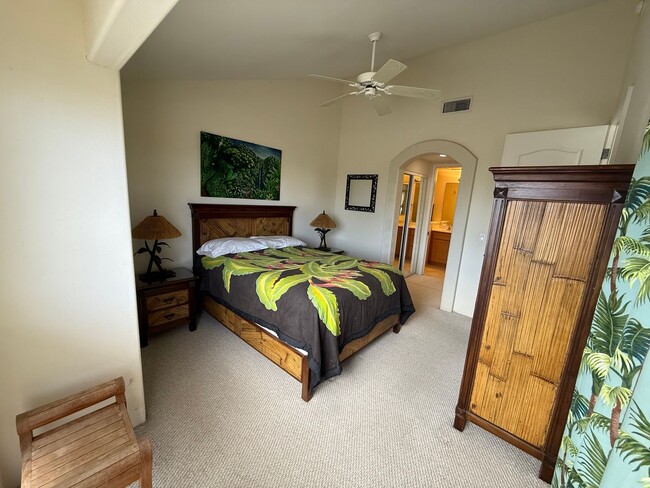 Building Photo - 2 Bedroom, 2 Bath with Full Loft in Alii C...