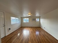 Building Photo - 809 Willard Ave