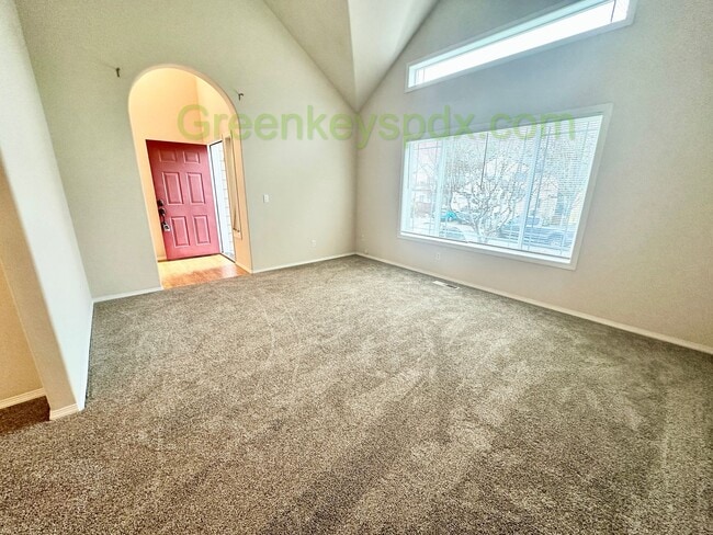 Building Photo - Gorgeous 4-Bedroom, 2.5-Bathroom House in Beaverton with Fenced Backyard, Cozy Gas Fireplace - $1...