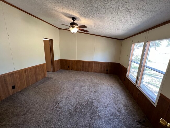 Building Photo - 192 Shadow Oaks Dr