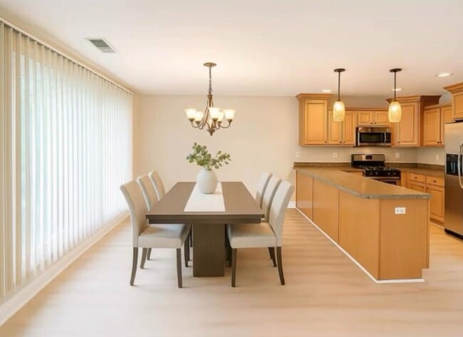 Building Photo - 1489-1555 Janice Drive