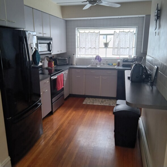 Building Photo - 29 Ogden St