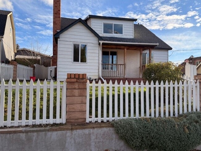 Primary Photo - Hansen-PM-025-0262