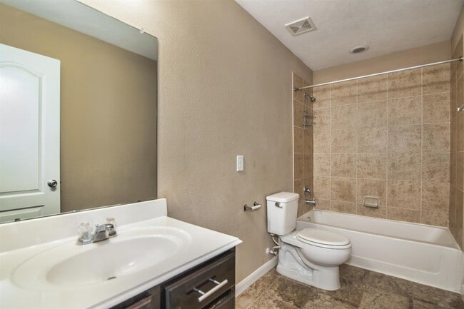 Building Photo - 10447 Harbor Canyon Dr