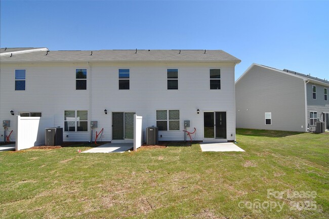 Building Photo - 5155 Hyrule Dr