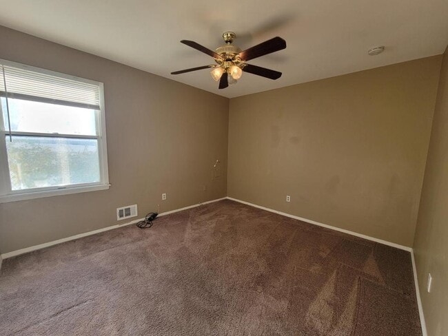 Building Photo - 62 Seabreeze Way