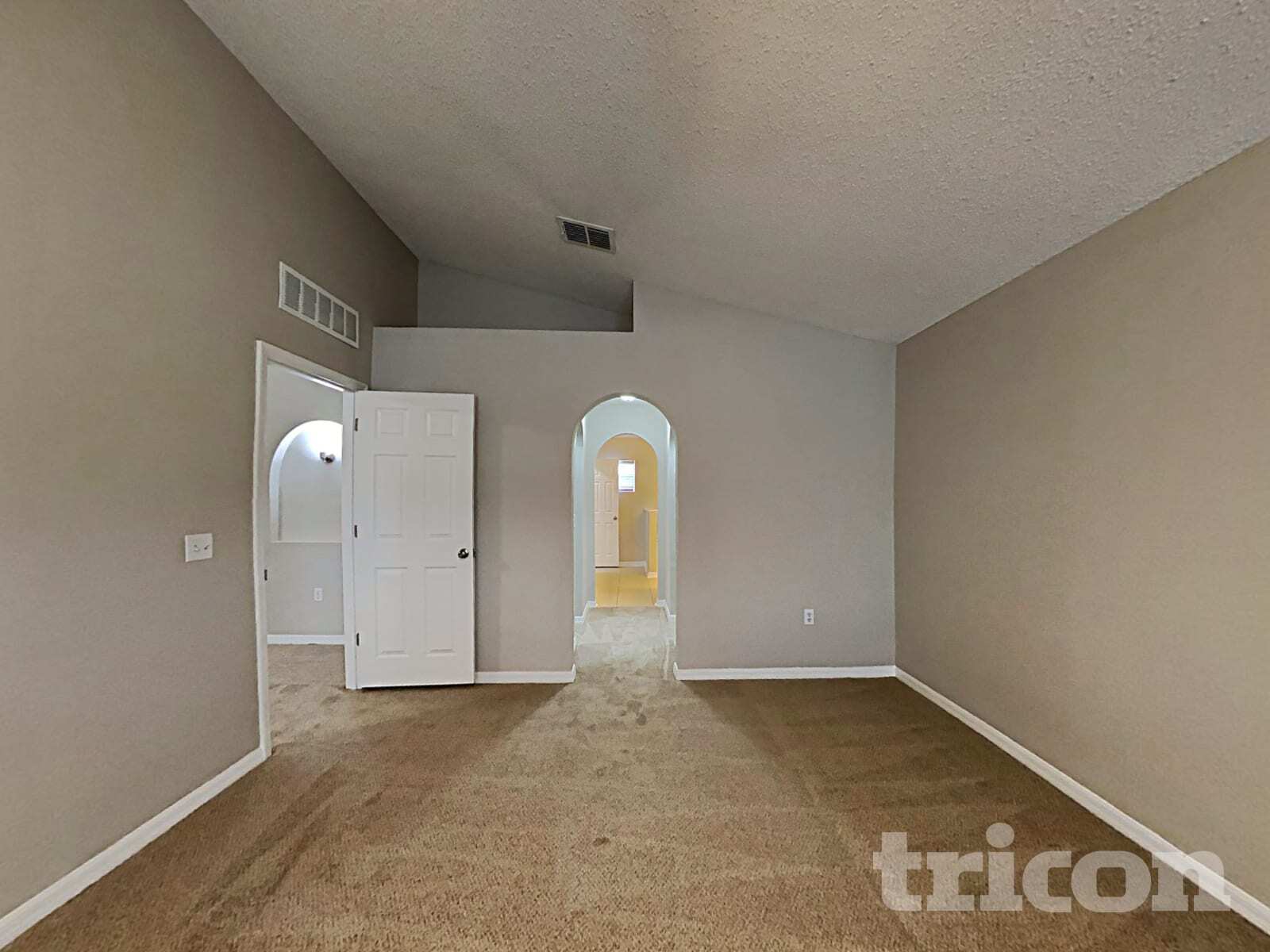 Building Photo - 9312 Thunderbolt Dr