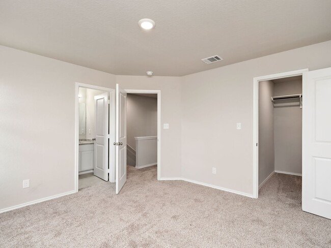 Building Photo - 6206 Eddie Way