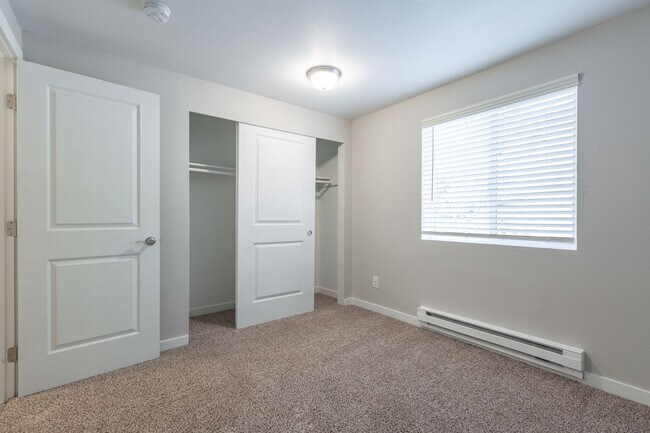 Building Photo - Three Bedroom with Forest Views! $1000 Off First Full Month!