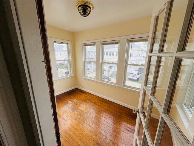 Building Photo - 19 Bellingham Ave