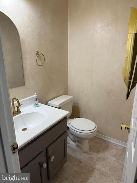 Building Photo - 6306 Panda Ct