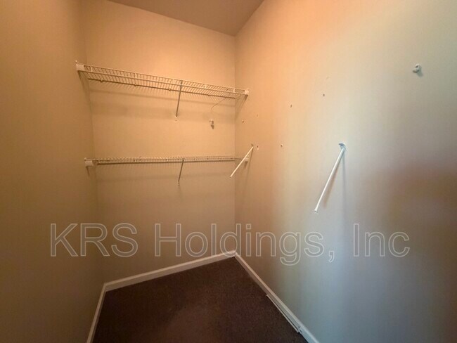 Building Photo - 308 Covington Dr