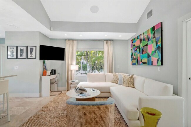 Building Photo - 3002 Pass a Grille Way