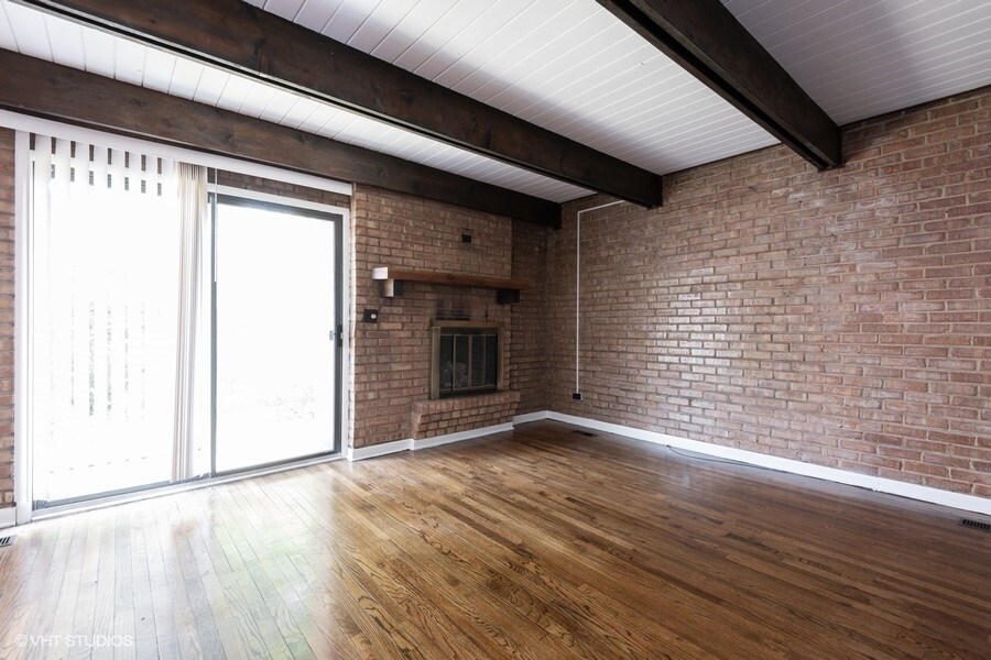 Building Photo - 1257 W Belden Ave