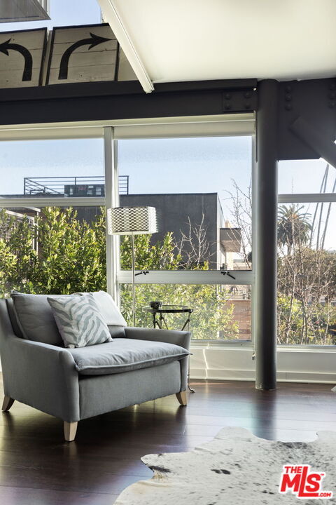 Building Photo - 1513 9th St