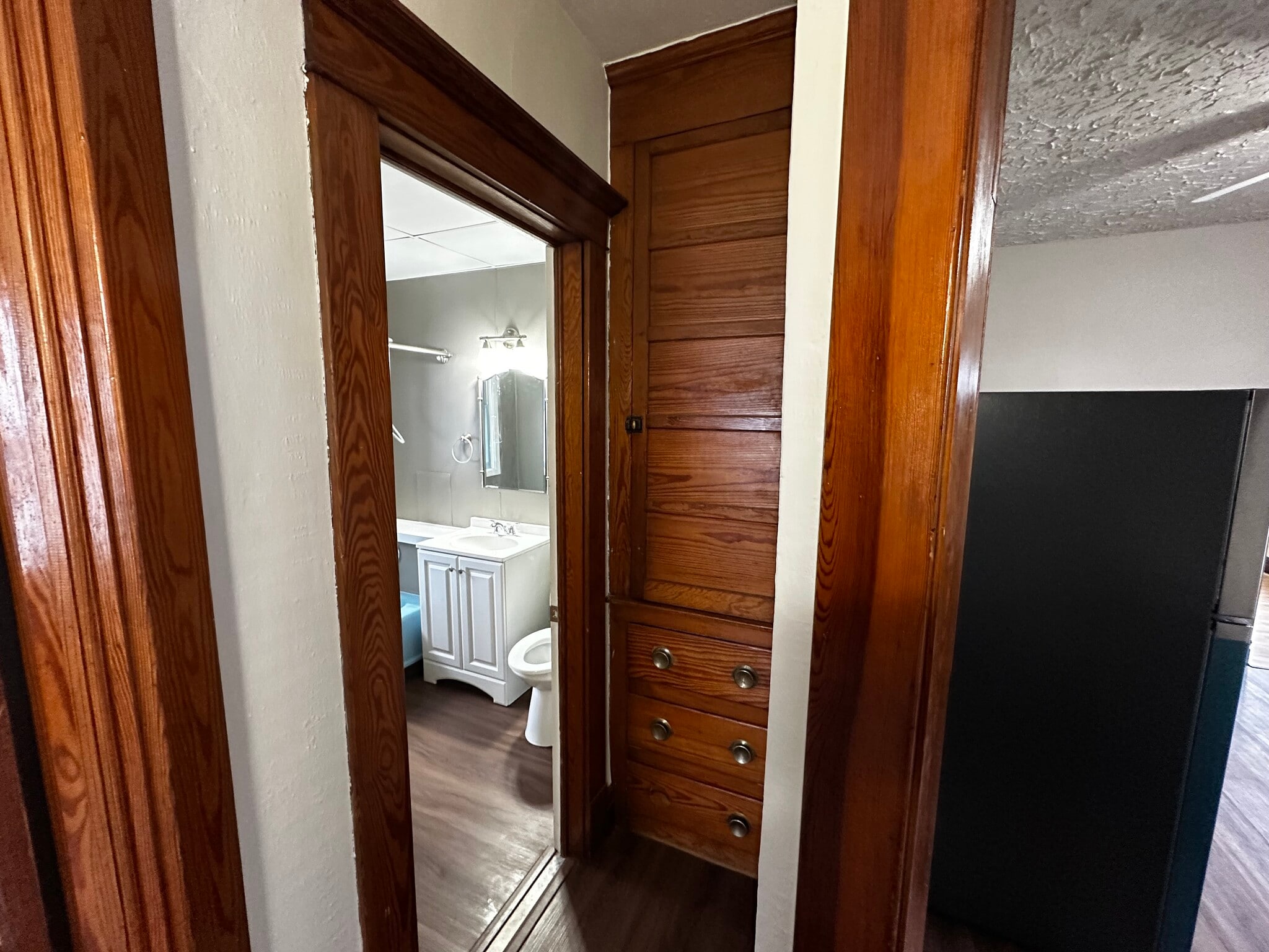 Building Photo - 23 Indian Orchard Pl