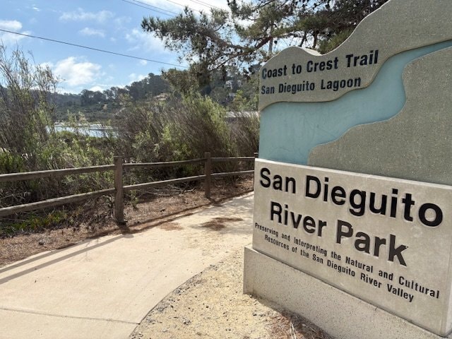 Building Photo - 14073 Mira Montana Dr