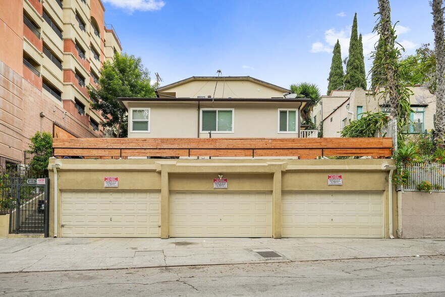 Building Photo - 415 Loma Dr