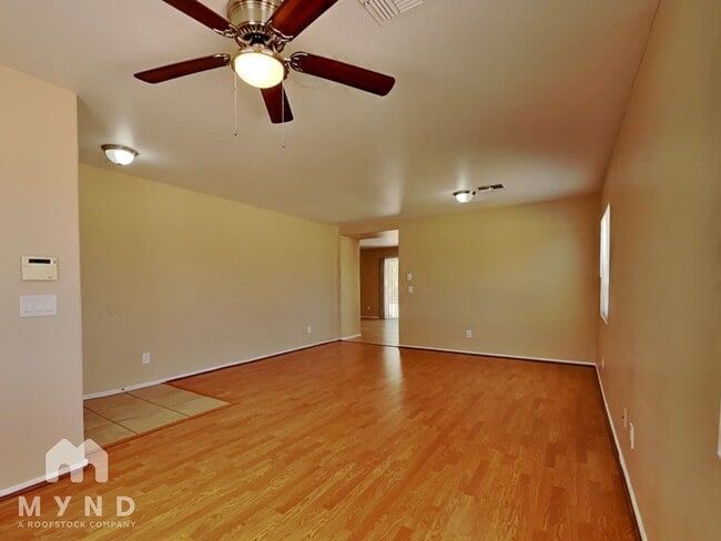 Building Photo - 12510 W Charter Oak Rd