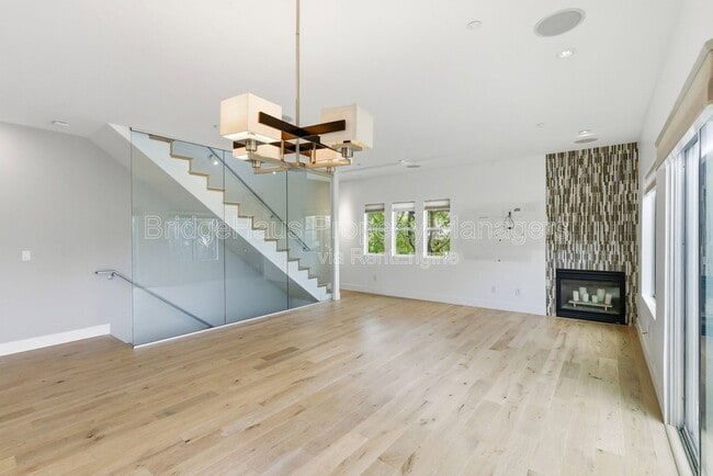 Building Photo - 4147 Bachman Pl