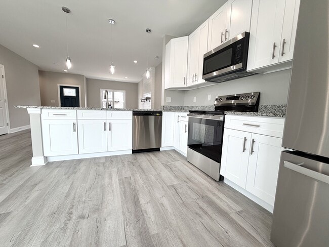 Building Photo - 1 Melissa Ln