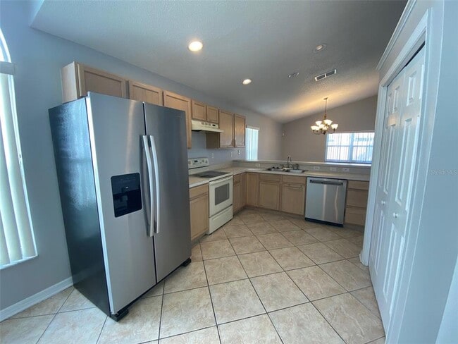 Building Photo - 805 Magnolia Creek Cir