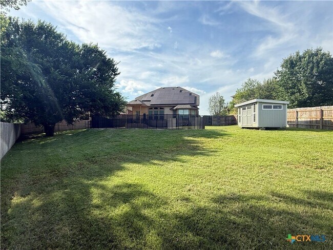 Building Photo - 7112 Cokui Dr