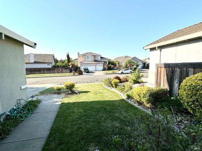 Building Photo - 622 Stonehenge Dr